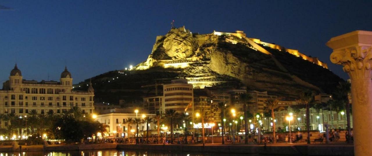 Alicante Center Apart Exterior photo